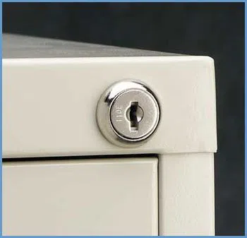 State Locksmith Services Pleasant Hill, IA 515-497-0594 - 12-unlocking-file-cabinet